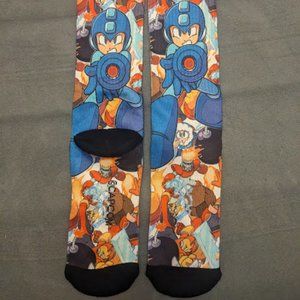 MEGAMAN Men's‎ Crew Socks Size 8-12 Capcom LOOT CRATE Exclusive
